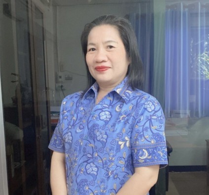 นางรัชนก ทิพมาศ