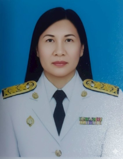 นางกนกวรรณ สันตติภัค