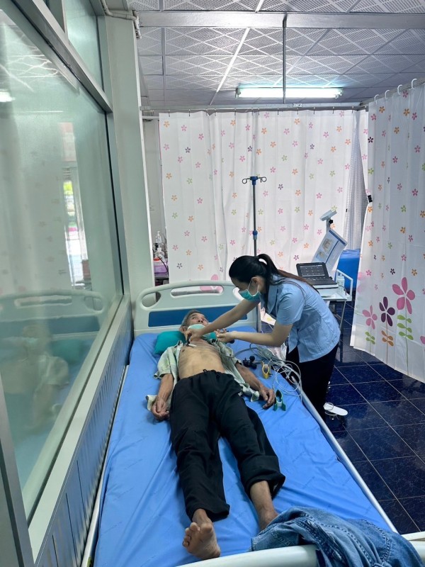 19-20 พ.ย.67 รพ.สต.บ้านสันป่าไร่ เจาะเลือด(screening lab)ผู้ป่วย NCD กลุ่ม 2 โรคความดันโลหิตสูง จำนวน 51 ราย พร้อมทั้งตรวจปัสสาวะ , ตรวจคลื่นไฟฟ้าหัวใจ(EKG) , วัดรอบเอว , ยืนยันตัวตน(Authen)