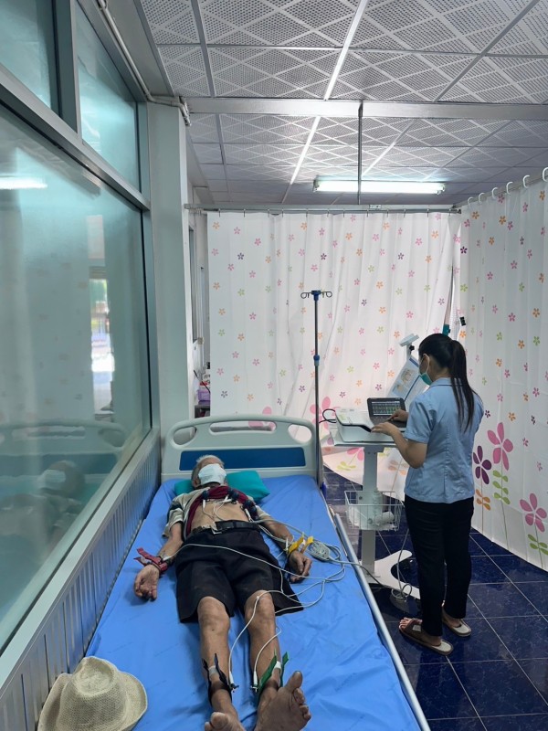 19-20 พ.ย.67 รพ.สต.บ้านสันป่าไร่ เจาะเลือด(screening lab)ผู้ป่วย NCD กลุ่ม 2 โรคความดันโลหิตสูง จำนวน 51 ราย พร้อมทั้งตรวจปัสสาวะ , ตรวจคลื่นไฟฟ้าหัวใจ(EKG) , วัดรอบเอว , ยืนยันตัวตน(Authen)
