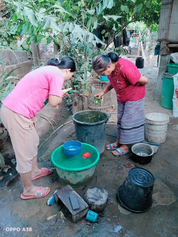 8-9/1/68 รพ.สต.บ้านสันป่าไร่ร่วมกับอาสาสมัครสาธารณสุขหมู่ที่2,3,5,6และ7 สำรวจและทำลายแหล่งเพาะพันธ์ลูกน้ำยุงลาย รอบที่ 1 เดือนมกราคม 2568