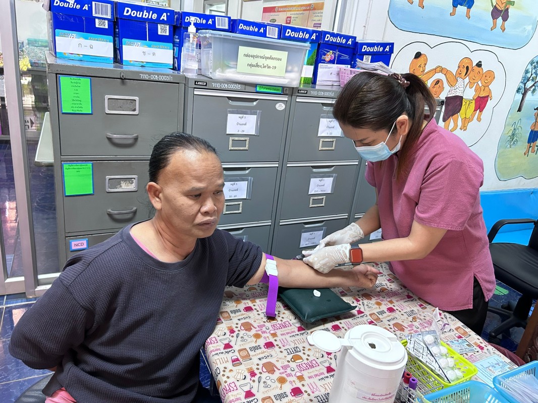 21 ม.ค.68 รพ.สต.บ้านสันป่าไร่ ให้บริการเจาะเลือด,วัดความดันโลหิต ผู้ป่วยเบาหวาน