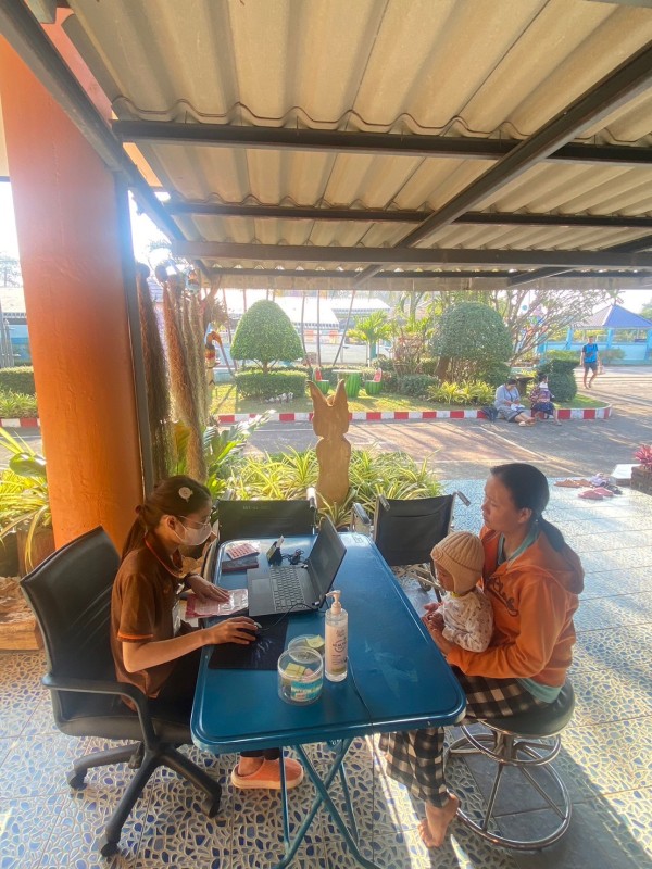 13 ก.พ.68 รพ.สต.บ้านสันป่าไร่ ให้บริการฉีดวัคซีนเด็กอายุ 2 เดือน ถึง 4 ปี จำนวน 21 ราย พร้อมทั้งตรวจสุขภาพช่องปาก,เคลือบฟลูออไรด์,ให้ทันตสุขศึกษาแก่ผู้ปกครองเด็ก,เจาะเลือดตรวจ HCT , จ่ายยา para syr ,ferrous syr ,ยืนยันตัวตนแบบปิดสิทธิ รวมผู้รับบริการวันนี