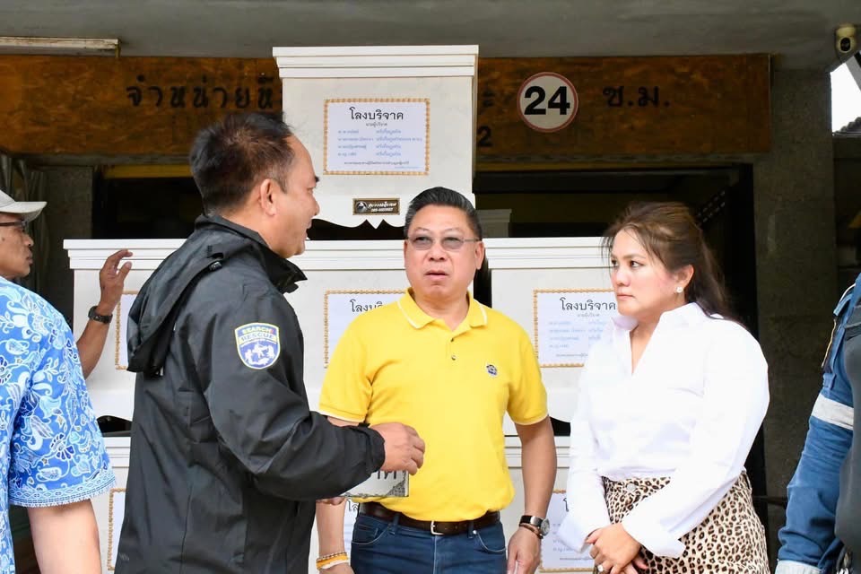 นายก อบจ.ตาก บริจาคโรงศพ ให้กับศูนย์ป้องกันและบรรเทาสาธารณภัย อบจ.ตาก 