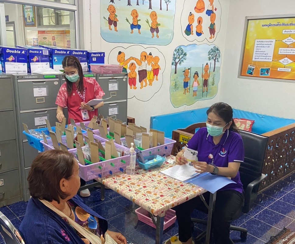 25 ก.พ.2568 เวลา 13.00 น. รพ.สต.บ้านสันป่าไร่ จ่ายยาให้แก่ผู้ป่วยโรคความดันโลหิตสูง กลุ่มที่ 2  , ทำกิจกรรมกลุ่มแลกเปลี่ยนเรียนรู้ , นับจำนวนยา และทบทวนความเข้าใจเรื่องการทานยา ก่อนผู้ป่วยกลับบ้าน