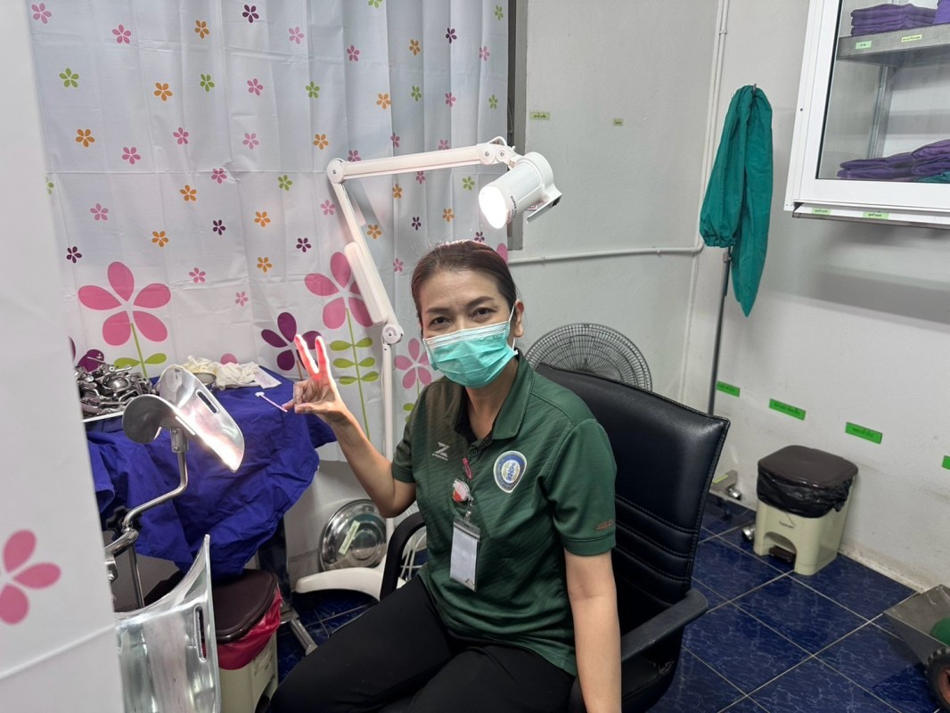 26 มี.ค.68 รพ.สต.บ้านสันป่าไร่ รณรงค์ตรวจคัดกรองมะเร็งปากมดลูก สตรีกลุ่มเป้าหมาย อายุ 30 - 60 ปี หมู่ที่ 5 ต.พระธาตุ ด้วยวิธี HPV DNA TEST (ตรวจโดยเจ้าหน้าที่)จำนวน 39 ราย และ วิธี HPV self sampling (ตรวจด้วยตนเอง)จำนวน 5 ราย รวม 44 ราย