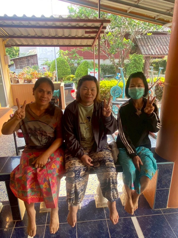 26 มี.ค.68 รพ.สต.บ้านสันป่าไร่ รณรงค์ตรวจคัดกรองมะเร็งปากมดลูก สตรีกลุ่มเป้าหมาย อายุ 30 - 60 ปี หมู่ที่ 5 ต.พระธาตุ ด้วยวิธี HPV DNA TEST (ตรวจโดยเจ้าหน้าที่)จำนวน 39 ราย และ วิธี HPV self sampling (ตรวจด้วยตนเอง)จำนวน 5 ราย รวม 44 ราย