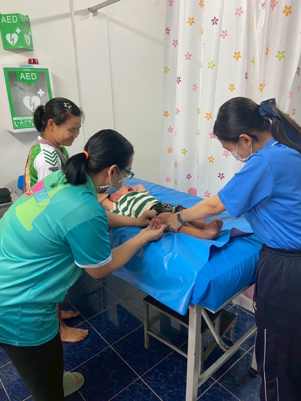 9 เม.ย.68 รพ.สต.บ้านสันป่าไร่ ให้บริการฉีดวัคซีนเด็กอายุ 2 เดือน ถึง 4 ปี จำนวน 23 ราย และตรวจสุขภาพช่องปาก,เคลือบฟลูออไรด์,ให้ทันตสุขศึกษาแก่ผู้ปกครองเด็ก,เจาะเลือดตรวจความเข้มข้นของเลือด(Hct),จ่ายยา para syr และ ferrous syr