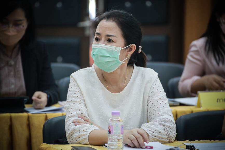 เข้าร่วมประชุม ร่วมกับ หน่วยงานทางการศึกษาจังหวัดตาก เพื่อหารือแนวทางการดำเนินโครงกาวันที่ 1 ธันวาคม 2564 นายณัฐวุฒิ ทวีเกื้อกูลกิจ นายกองค์การบริหารส่วนจังหวัดตาก มอบหมายให้ นางวันทนา วิรัชเกษม รองปลัดองค์การบริหารส่วนจังหวัด รักษาราชการแทน ปลัดองค์การบร