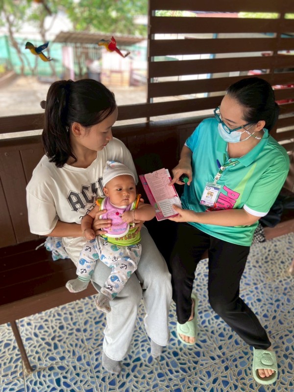 9 เม.ย.68 รพ.สต.บ้านสันป่าไร่ ให้บริการฉีดวัคซีนเด็กอายุ 2 เดือน ถึง 4 ปี จำนวน 23 ราย และตรวจสุขภาพช่องปาก,เคลือบฟลูออไรด์,ให้ทันตสุขศึกษาแก่ผู้ปกครองเด็ก,เจาะเลือดตรวจความเข้มข้นของเลือด(Hct),จ่ายยา para syr และ ferrous syr