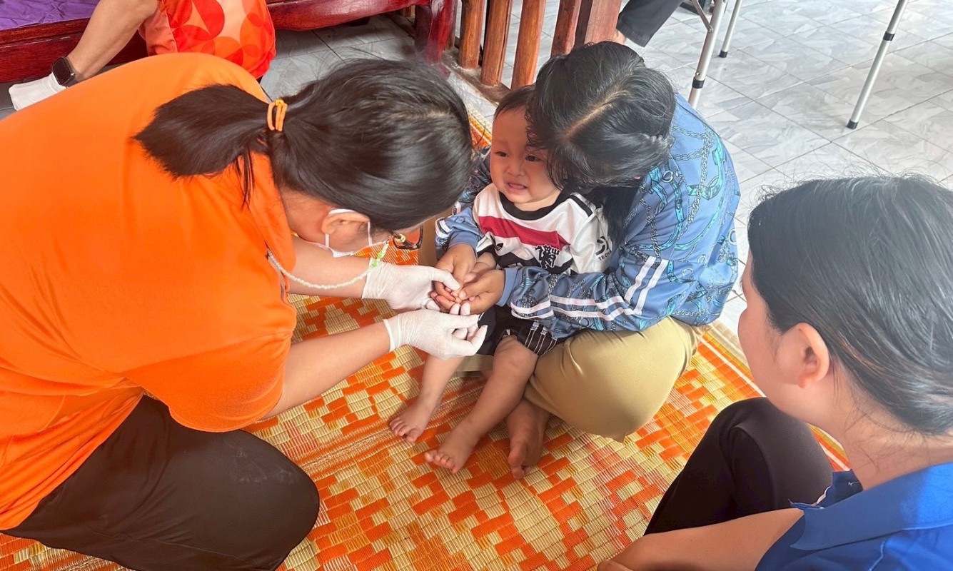 15 พ.ค.2568 รพ.สต.บ้านสันป่าไร่ ออกหน่วยฉีดวัคซีนเด็ก อายุ 2 เดือน ถึง 4 ปี เขต สสช.ห้วยกระทิง (หมู่ 6 ตำบลพระธาตุ)จำนวน 12 ราย ,เจาะเลือดตรวจ hct , จ่ายยา para syr , ferrous syr และ ประชุม อสม.หมู่ 6 บ้านห้วยกระทิง