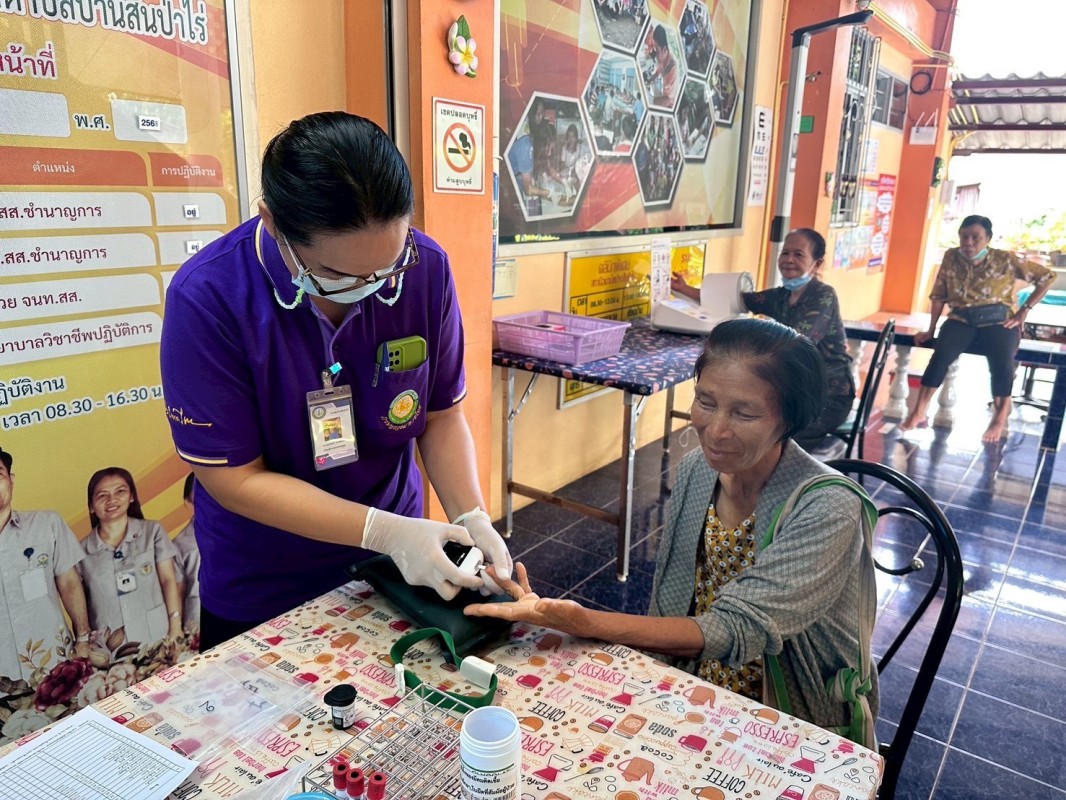 20 พ.ค.68 รพ.สต.บ้านสันป่าไร่ วัดความดันโลหิต ผู้ป่วยโรคความดันโลหิตสูง (กลุ่ม 2) จำนวน 48 ราย และเจาะเลือด จำนวน 19 ราย