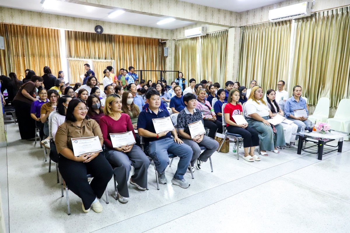 นายกจอย นายก อบจ.ตาก เป็นประธานมอบวุฒิบัตร และปิดโครงการฝึกอบรมบาริสต้าและเบเกอรี่ 