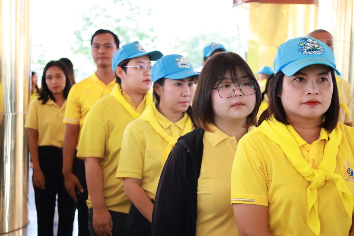 อบจ.ตาก เข้าร่วมกิจกรรมทำบุญตักบาตรถวายพระราชกุศล เฉลิมพระเกียรติสมเด็จพระนางเจ้าสุทิดา พัชรสุราพิมลลักษณ พระบรมราชินี