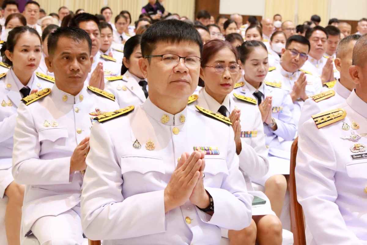 อบจ.ตาก เข้าร่วมกิจกรรมทำบุญตักบาตรถวายพระราชกุศล เฉลิมพระเกียรติสมเด็จพระนางเจ้าสุทิดา พัชรสุราพิมลลักษณ พระบรมราชินี