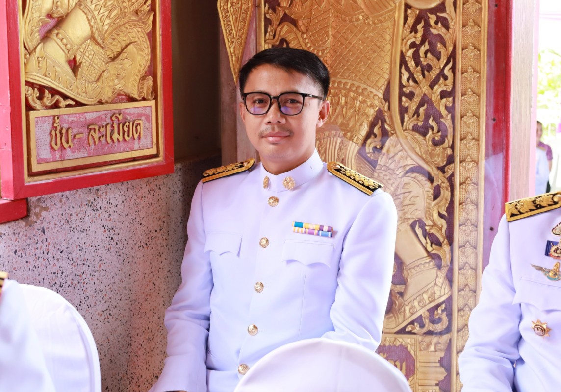  อบจ.ตาก เข้าร่วมพิธีจริญพระพุธมนต์สมโภชพระพุทธรูปสำคัญประจำจังหวัดตากพิธีถวายเครื่องราชสักการะและวางพานพุ่ม และพิธีจุดเทียนถวายพระพรชัยมงคล