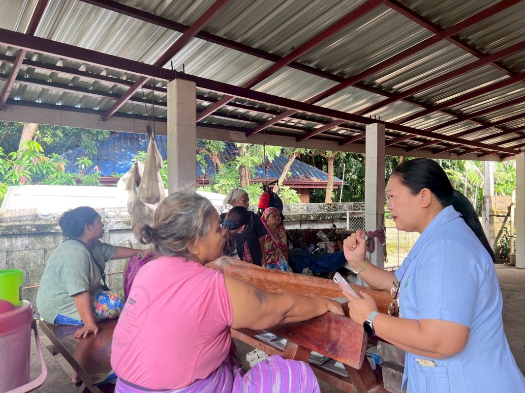 วันที่ 4 มิถุนายน  68 เจ้าหน้าที่โรงพยาบาลส่งเสริมสุขภาพตำบลบ้านสันป่าไร่ ร่วมกับเจ้าหน้าที่โรงพยาบาลแม่ระมาด ได้ลงพื้นที่เยี่ยมบ้านกลุ่ม Palliative Care จำนวน 2 คน ,ผู้ป่วยโรคมะเร็ง จำนวน 2 คน และผู้ป่วยข้อเข่าเสื่อม จำนวน 1 คน ให้คำแนะนำผู้ป่วยและญาติใน