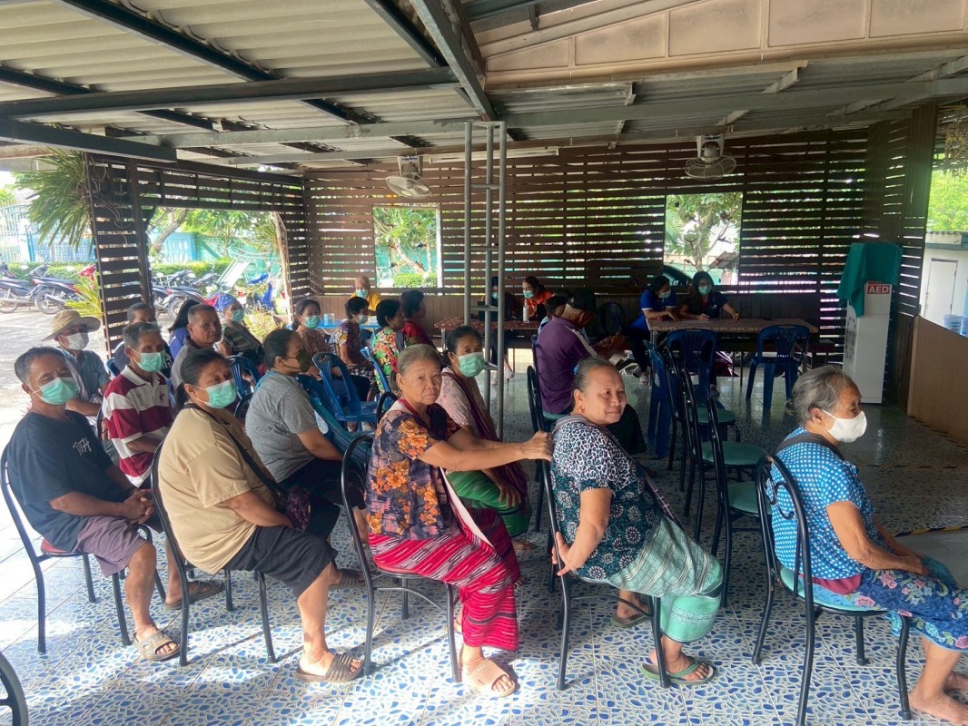 5 มิ.ย.68 รพ.สต.บ้านสันป่าไร่ รณรงค์ฉีดวัคซีนป้องกันไข้หวัดใหญ่ ประจำปี 2568 กลุ่มเสี่ยง (รอบสอง หมู่ 2,3,5) มีผู้มารับบริการ 53 ราย รวม 2 รอบ มีผู้รับบริการ 123 ราย และจะรณรงค์รอบสาม รอบสุดท้าย (กลุ่มเสี่ยง หมู่ 6,7) ในวันที่ 9 มิ.ย.68