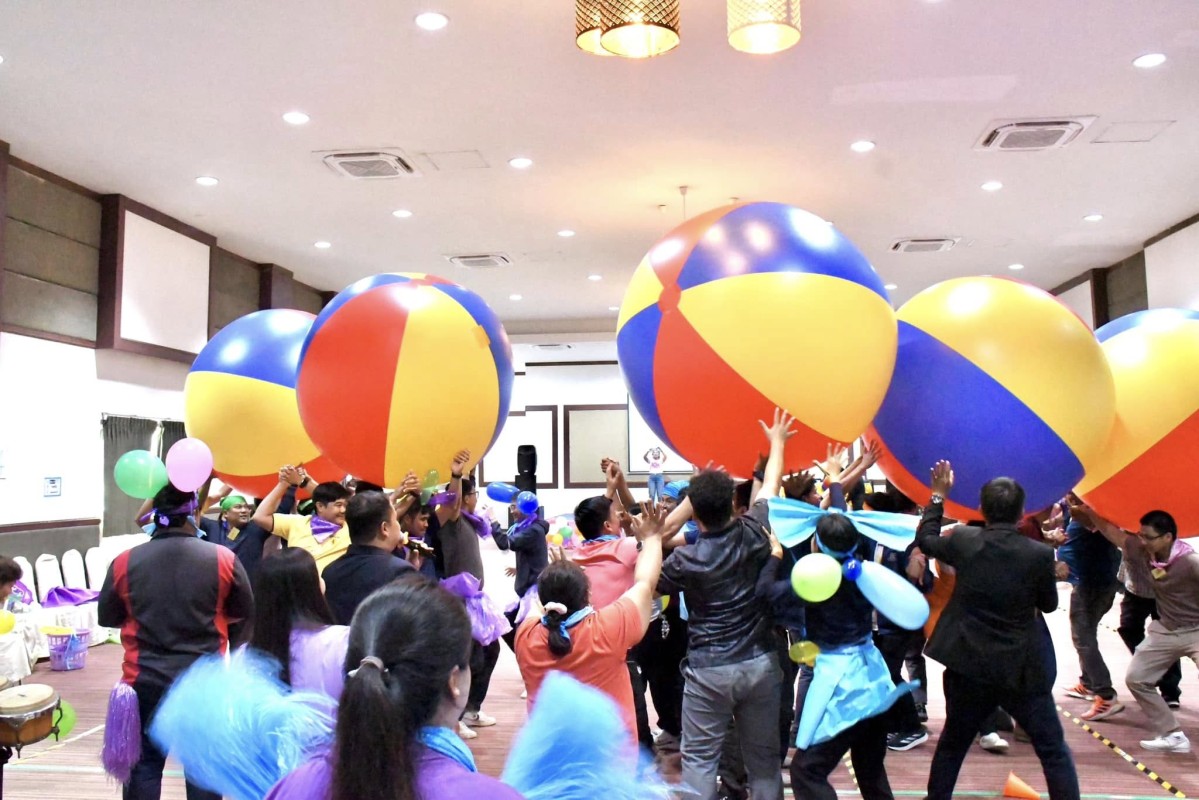 นายกจอย (นายก อบจ.ตาก) นำทีมอบจ. ตาก ร่วมงานแม่สอดไพรด์ 2025