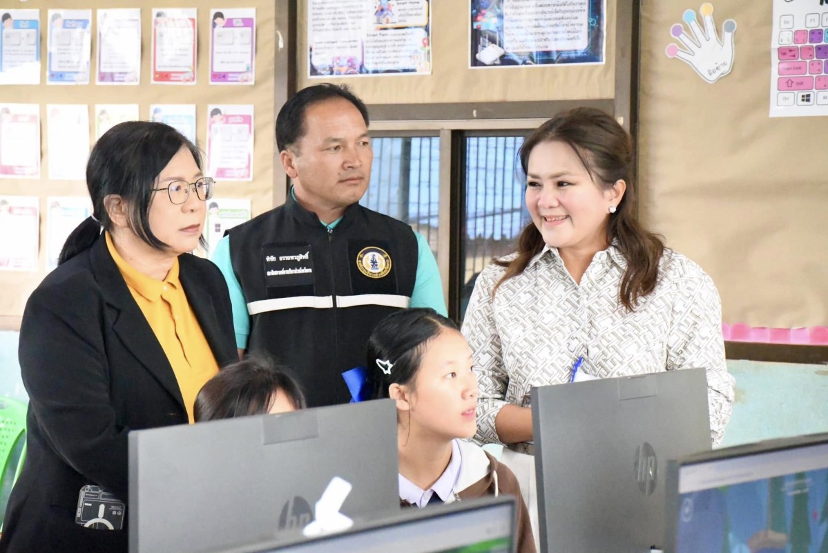 นายก อบจ.ตาก (นายกจอย) พบปะผู้ปกครองโรงเรียนป่าไม้อุทิศ 4 อ.พบพระ พร้อมมอบงบประมาณสนับสนุน 300,000 บาท