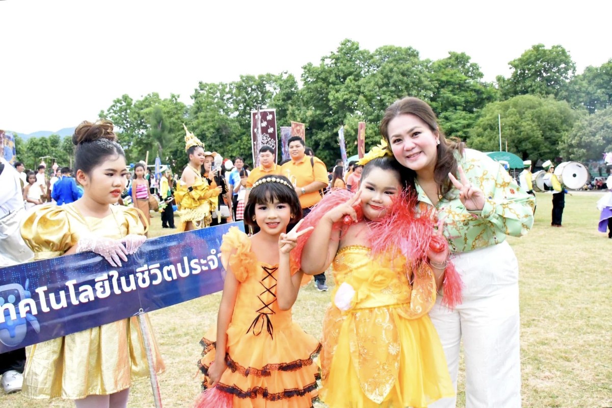 นายก อบจ.ตาก (นายกจอย) เป็นประธานเปิดพร้อมสนับสนุนงบประมาณ 150,000 บาท โครงการแข่งขันกีฬา-กรีฑานักเรียน เยาวชน ระดับอำเภอ 