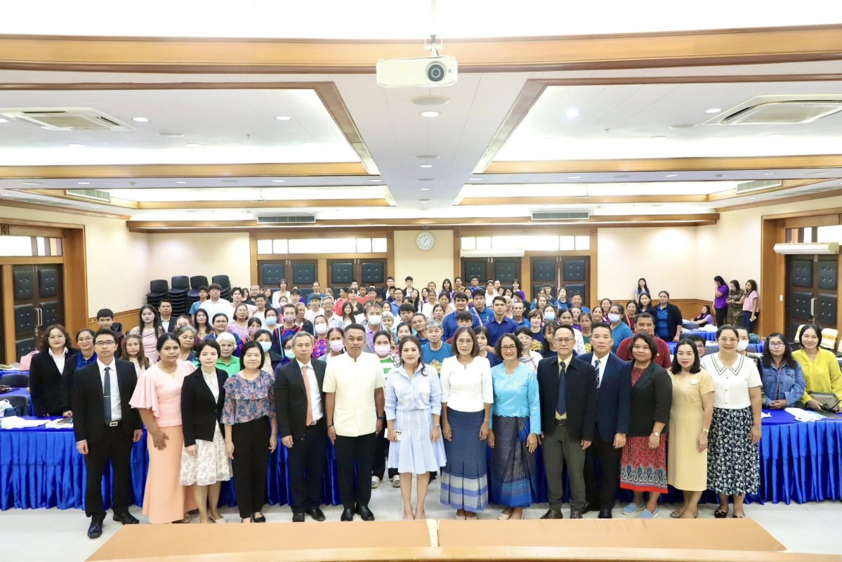 นายกจอย นายก อบจ.ตาก เป็นประธานในพิธีเปิดโครงการฝึกอบรมส่งเสริมให้ความรู้ด้านการปฎิบัติตามหลักศาสนาคริสต์