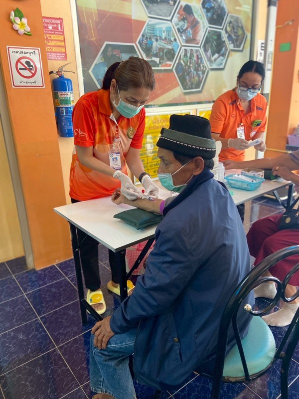 3 ก.ค.68 รพ.สต.บ้านสันป่าไร่ รณรงค์ตรวจคัดกรองไวรัสตับอักเสบบีและซี โดยการเจาะเลือด ให้แก่กลุ่มเป้าหมาย อายุ 34 ปีขึ้นไป