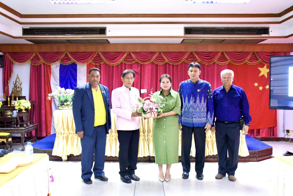 นายก อบจ.ตาก (นายกจอย) ลงพื้นที่พบปะพูดคุยเพื่อผลักดันงานด้านการศึกษา อำเภอแม่สอด