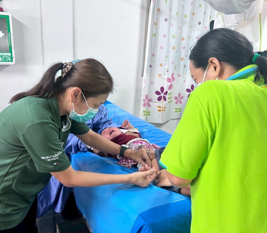 9 ก.ค.68 ช่วงเช้า รพ.สต.บ้านสันป่าไร่ ให้บริการฉีดวัคซีนเด็ก,ตรวจสุขภาพช่องปาก,เคลือบฟลูออไรด์,ให้ทันตสุขศึกษา,เจาะเลือดตรวจHct,จ่ายยาpara syrup,ferrous syr จำนวน 29 ราย