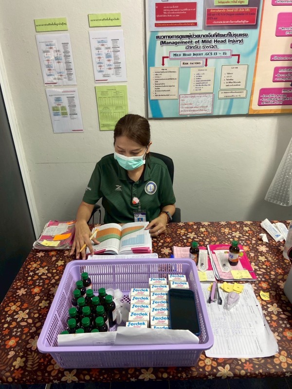 9 ก.ค.68 ช่วงเช้า รพ.สต.บ้านสันป่าไร่ ให้บริการฉีดวัคซีนเด็ก,ตรวจสุขภาพช่องปาก,เคลือบฟลูออไรด์,ให้ทันตสุขศึกษา,เจาะเลือดตรวจHct,จ่ายยาpara syrup,ferrous syr จำนวน 29 ราย