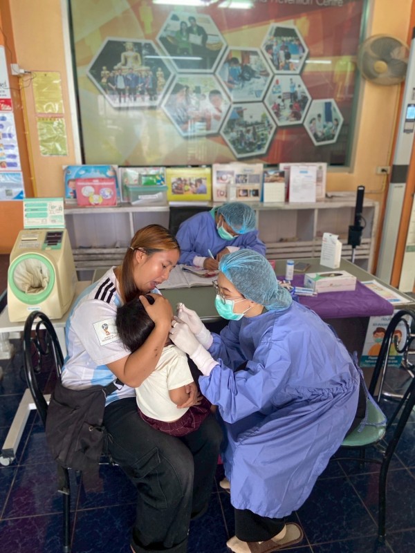 9 ก.ค.68 ช่วงเช้า รพ.สต.บ้านสันป่าไร่ ให้บริการฉีดวัคซีนเด็ก,ตรวจสุขภาพช่องปาก,เคลือบฟลูออไรด์,ให้ทันตสุขศึกษา,เจาะเลือดตรวจHct,จ่ายยาpara syrup,ferrous syr จำนวน 29 ราย