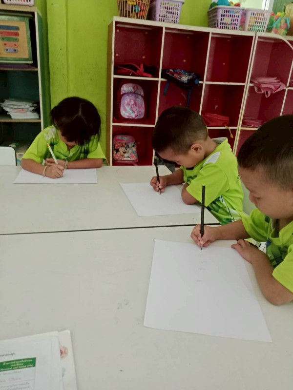 วันที่ 14-18 ก.ค. 2568 รพ.สต.บ้านสันป่าไร่และสสช.บ้านห้วยกระทิง จัดกิจกรรมสัปดาห์รณรงค์ตรวจคัดกรองพัฒนาการเด็กปฐมวัยปีงบประมาณ 2568