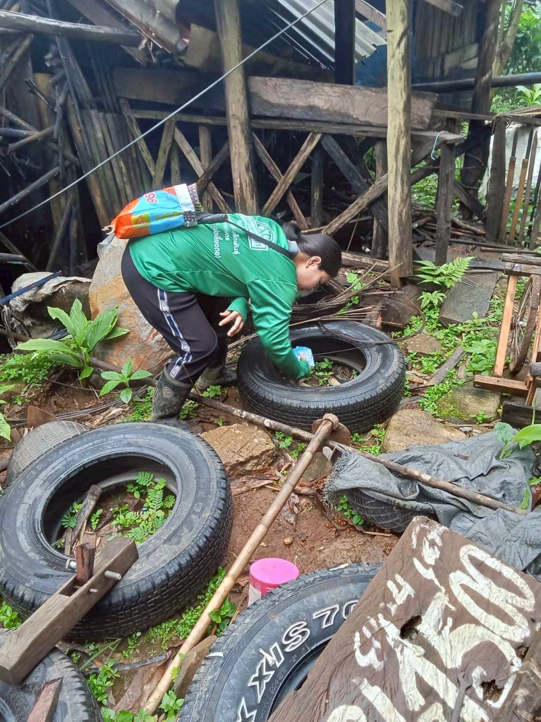 18 กรกฎาคม 2568 รพ.สต.บ้านสันป่าไร่ร่วมกับอาสาสมัครสาธารณสุขหมู่ที่2,3,5,6และ7 สำรวจและทำลายแหล่งเพาะพันธ์ลูกน้ำยุงลาย รอบที่ 2 เดือน กรกฎาคม 2568