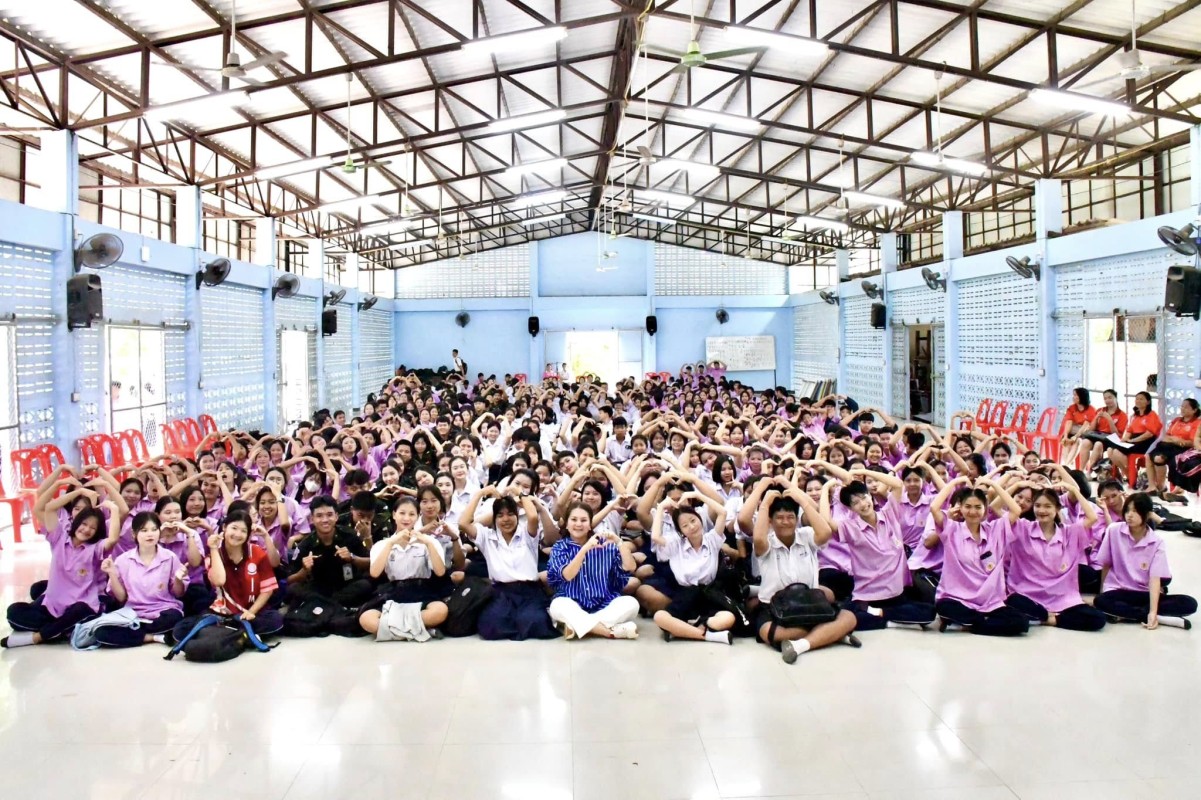 นายกจอย (นายกอบจ.ตาก) พบปะน้องๆนักเรียนโรงเรียนแม่ระมาดวิทยาคม