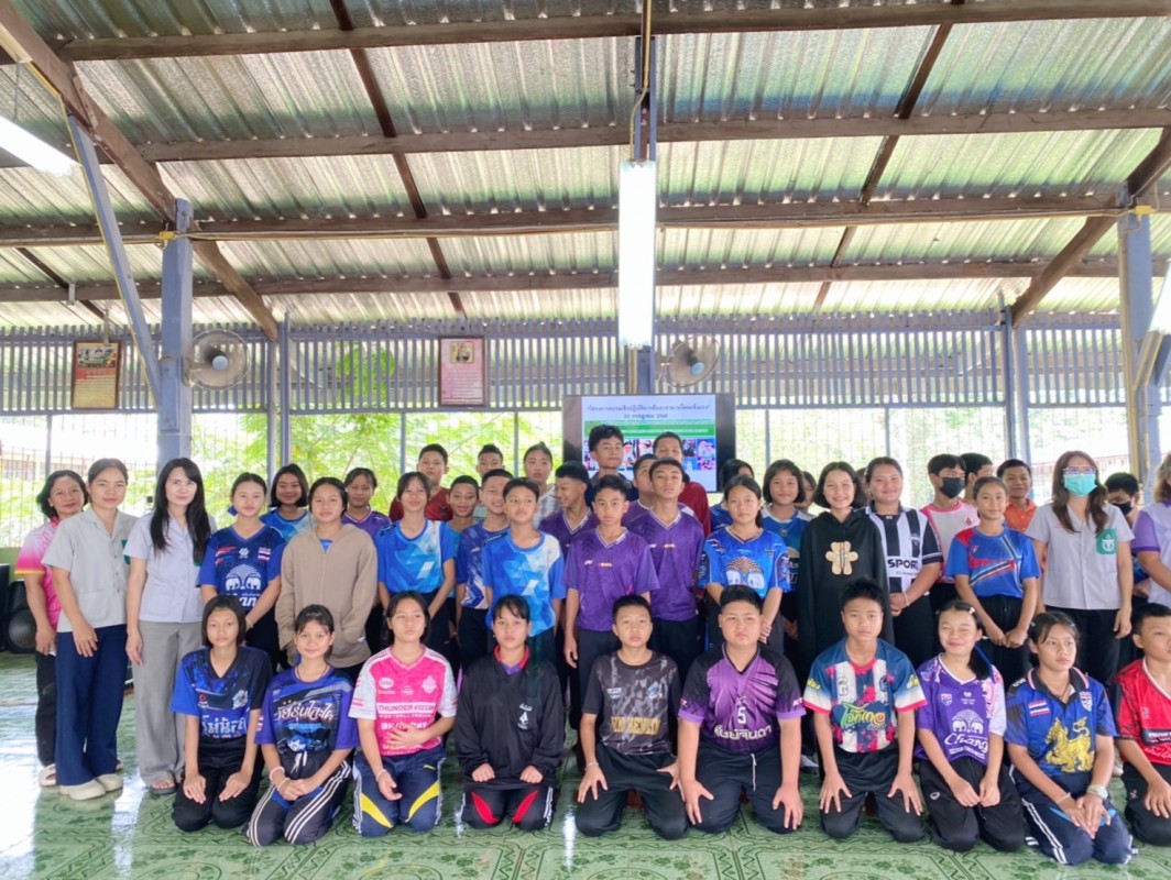 15 กรกฎาคม 2568 น.ส.พนิดา ตลับทอง จพง.ทันตสาธารณสุขปฏิบัติงาน พร้อมด้วยน.ส.โสภา วรนารถวิชัย ผู้ช่วยทันตกรรม ร่วมกับจนท.รพ.แม่ระมาด จัดกิจกรรมโครงการอบรมเชิงปฎิบัติการ ฟันสะอาด เหงือกแข็งแรง เพื่อถวายเป็นพระราชกุศลเนื่องในวันเสด็จสวรรคตของสมเด็จพระศรีนคริน