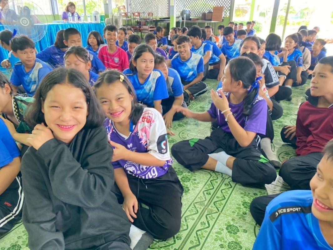 15 กรกฎาคม 2568 น.ส.พนิดา ตลับทอง จพง.ทันตสาธารณสุขปฏิบัติงาน พร้อมด้วยน.ส.โสภา วรนารถวิชัย ผู้ช่วยทันตกรรม ร่วมกับจนท.รพ.แม่ระมาด จัดกิจกรรมโครงการอบรมเชิงปฎิบัติการ ฟันสะอาด เหงือกแข็งแรง เพื่อถวายเป็นพระราชกุศลเนื่องในวันเสด็จสวรรคตของสมเด็จพระศรีนคริน