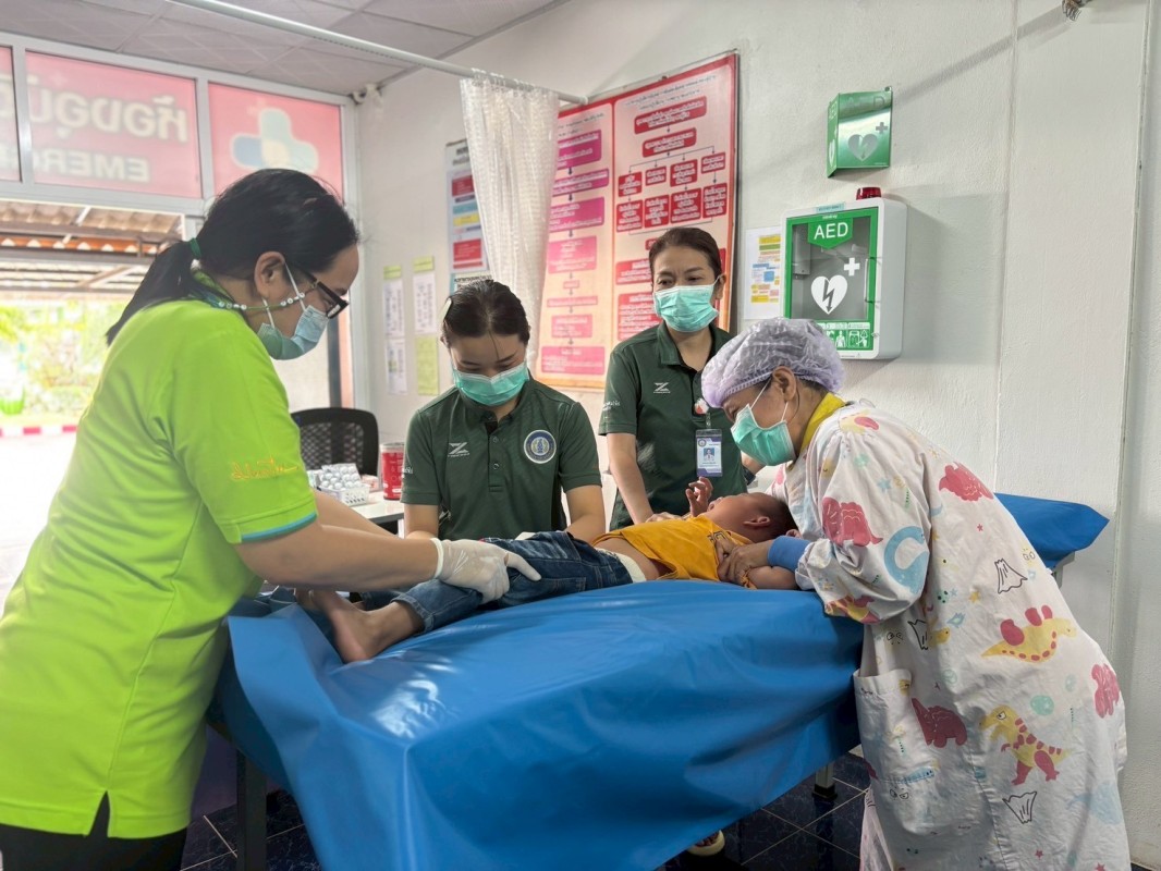 13 ส.ค.68 รพ.สต.บ้านสันป่าไร่ ให้บริการฉีดวัคซีนเด็ก อายุ 2 เดือน ถึง 4 ปี จำนวน 19 ราย พร้อมทั้งตรวจสุขภาพช่องปาก,เคลือบฟลูออไรด์,ให้ทันตสุขศึกษา,เจาะเลือดตรวจความเข้มข้นของเลือด(hct),จ่ายยาน้ำเสริมธาตุเหล็ก(ferrous syr)และยาลดไข้(para syr)