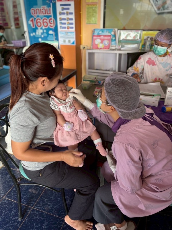 13 ส.ค.68 รพ.สต.บ้านสันป่าไร่ ให้บริการฉีดวัคซีนเด็ก อายุ 2 เดือน ถึง 4 ปี จำนวน 19 ราย พร้อมทั้งตรวจสุขภาพช่องปาก,เคลือบฟลูออไรด์,ให้ทันตสุขศึกษา,เจาะเลือดตรวจความเข้มข้นของเลือด(hct),จ่ายยาน้ำเสริมธาตุเหล็ก(ferrous syr)และยาลดไข้(para syr)