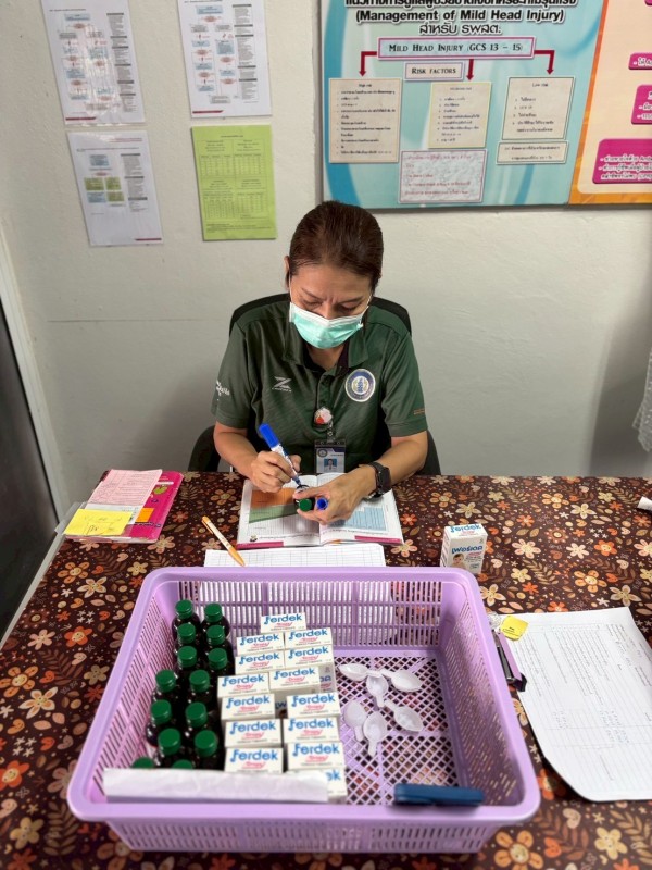 13 ส.ค.68 รพ.สต.บ้านสันป่าไร่ ให้บริการฉีดวัคซีนเด็ก อายุ 2 เดือน ถึง 4 ปี จำนวน 19 ราย พร้อมทั้งตรวจสุขภาพช่องปาก,เคลือบฟลูออไรด์,ให้ทันตสุขศึกษา,เจาะเลือดตรวจความเข้มข้นของเลือด(hct),จ่ายยาน้ำเสริมธาตุเหล็ก(ferrous syr)และยาลดไข้(para syr)