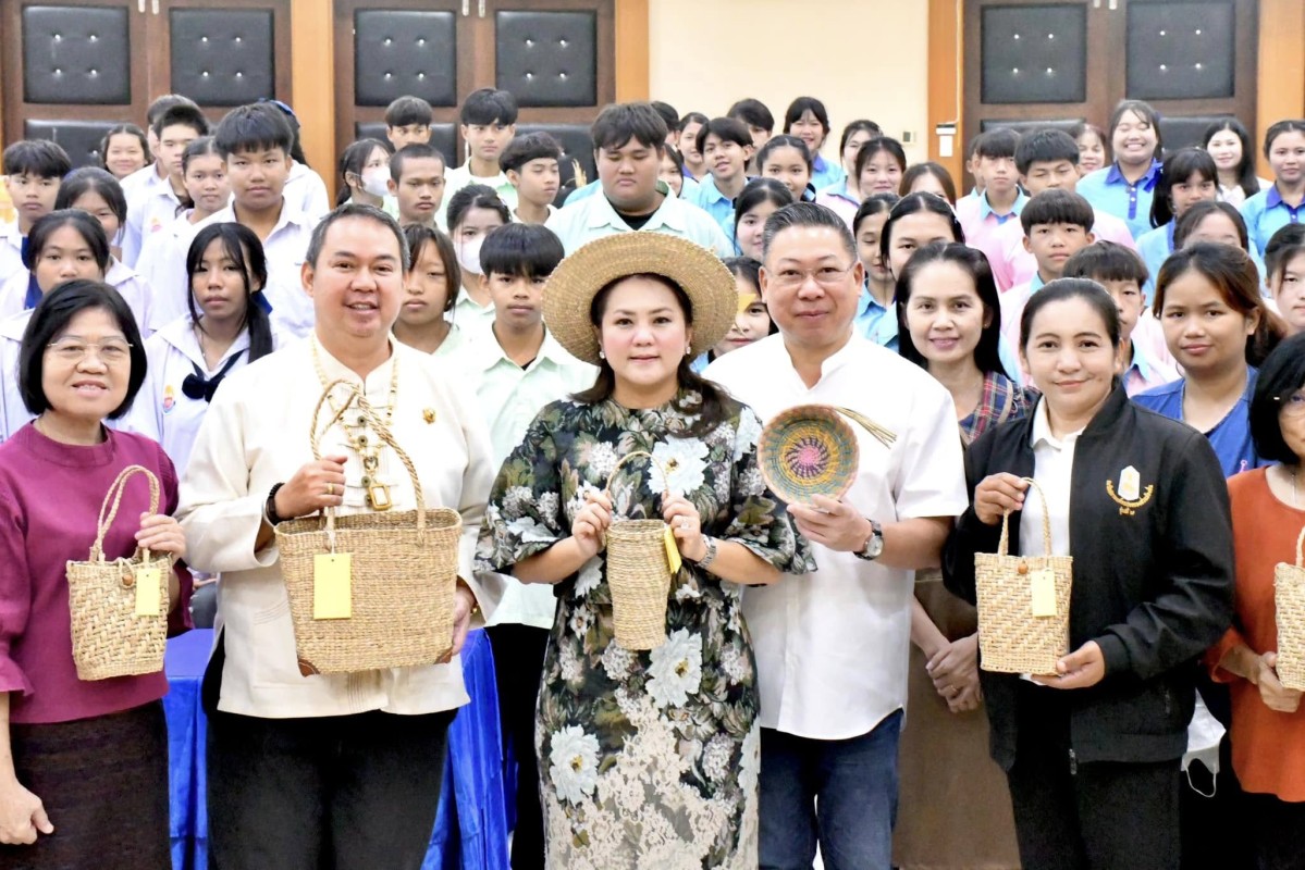 นายก อบจ.ตาก (นายกจอย) เป็นประธานเปิดโครงการฝึกอบรมถ่ายทอดศิลปวัฒนธรรมและภูมิปัญญาท้องถิ่นจังหวัดตากประจำปีงบประมาณ พ.ศ. 2568