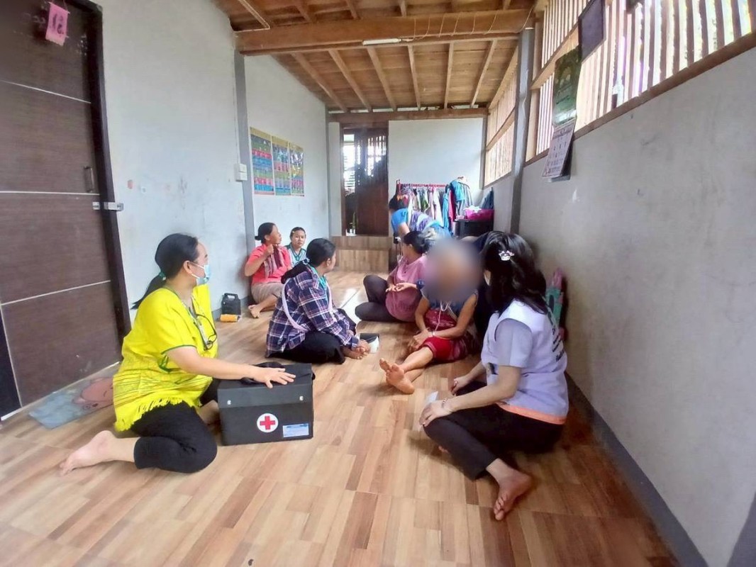 5 กันยายน 2568 นางอัจฉรา ทวีเกื้อกูลกิจ นายกองค์การบริหารส่วนจังหวัดตาก มอบหมายให้ รพ.สต.บ้านสันป่าไร่ โดยนางเสาร์แก้ว อ่วมพิทยา เจ้าพนักงานสาธารณสุข ร่วมกับ จนท.กลุ่มงานจิตเวชและยาเสพติด รพ.แม่ระมาด และเครือข่ายคนต่อชีวิต ม.3 บ้านป่าไร่เหนือ เยี่ยมบ้านกล