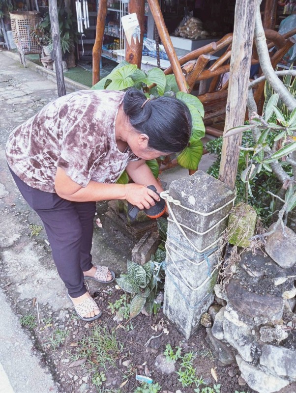 9 กันยายน 2568 นางอัจฉรา ทวีเกื้อกูลกิจ นายกองค์การบริหารส่วนจังหวัดตาก มอบหมายให้ รพ.สต.บ้านสันป่าไร่ ร่วมกับ อาสาสมัครสาธารณสุข หมู่ที่ 2,3,5,6และ7 ตำบลพระธาตุ รณรงค์สำรวจและทำลายแหล่งเพาะพันธ์ลูกน้ำยุงลาย รอบที่ 1 เดือน กันยายน 2568