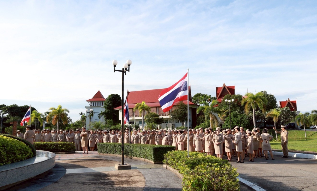 นายก อบจ.ตาก นำข้าราชการ พนักงานจ้าง ลูกจ้าง ในสังกัด อบจ.ตาก จัดกิจกรรมเนื่องในวันพระราชทานธงชาติไทย 28 กันยายน 2568