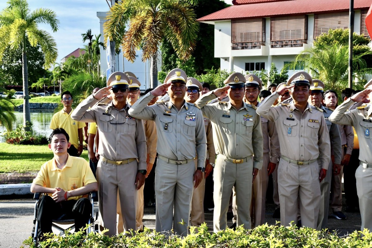 นายก อบจ.ตาก นำข้าราชการ พนักงานจ้าง ลูกจ้าง ในสังกัด อบจ.ตาก จัดกิจกรรมเนื่องในวันพระราชทานธงชาติไทย 28 กันยายน 2568