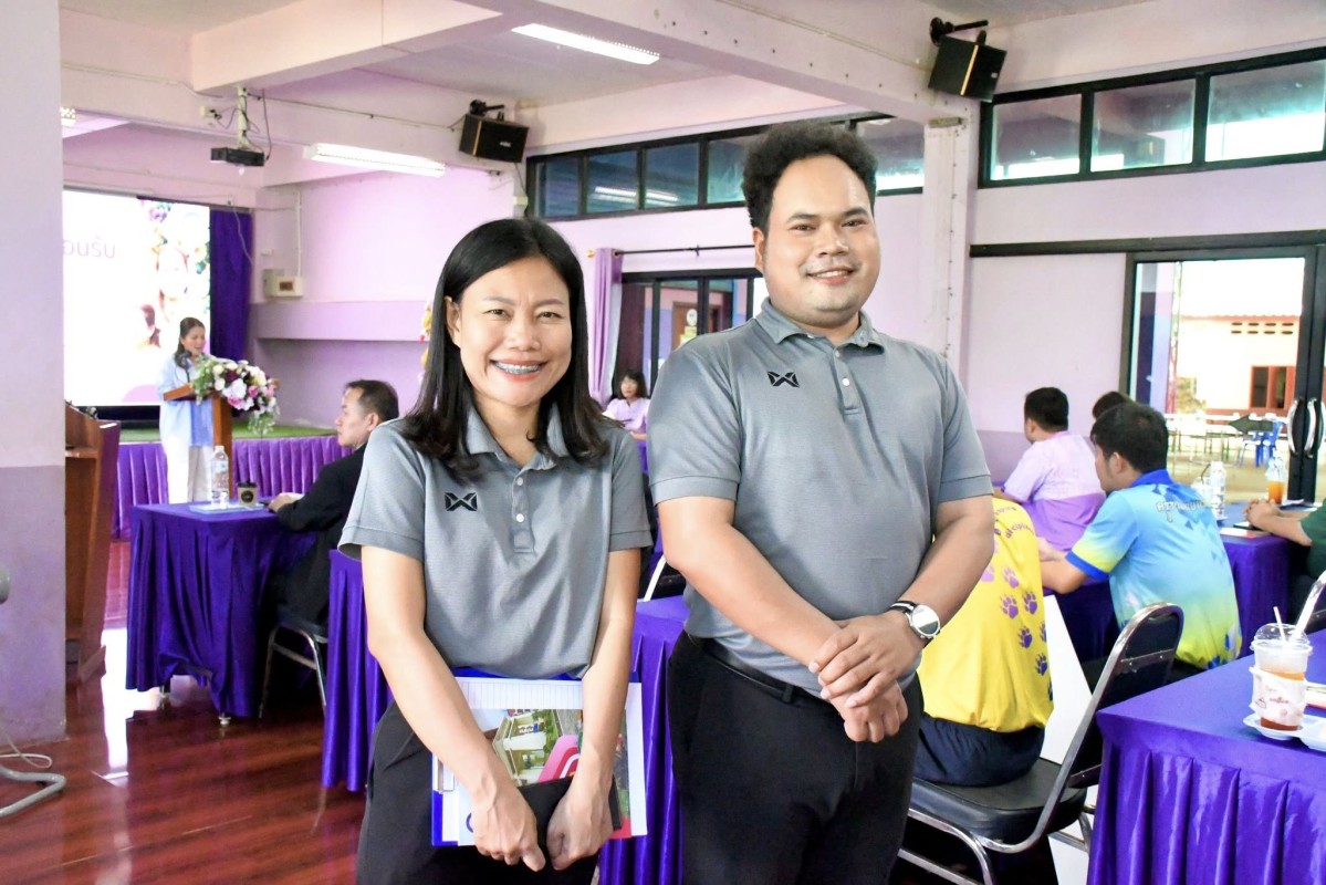 นายก อบจ.ตาก (นายกจอย) สนับสนุนงบประมาณจัดซื้อพร้อมส่งมอบสื่อการเรียนการสอนให้แก่โรงเรียน 5 โรงเรียนในเขต อ.พบพระ งบประมาณรวม 500,000 บาท ณ โรงเรียนรวมไทยพัฒนา 1 อ.พบพระ จ.ตาก