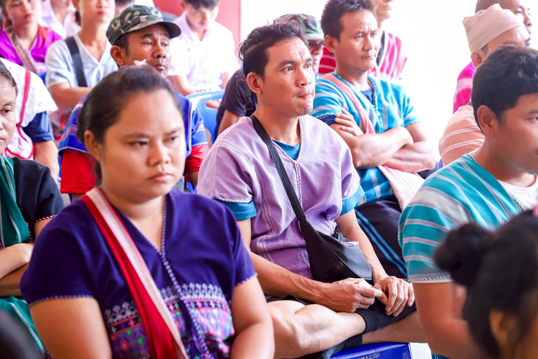 อบจ.ตาก สนับสนุนสื่อการเรียนการสอนแก่โรงเรียนในเขตอำเภอท่าสองยาง 6 โรงเรียน งบประมาณ 2,400,000 บาท