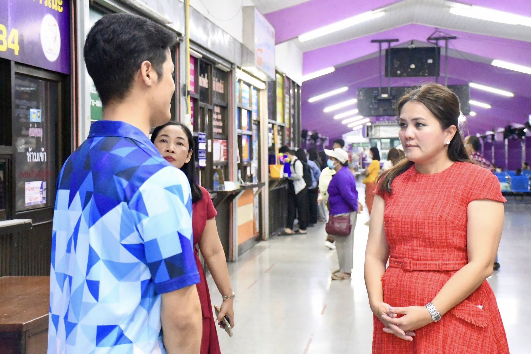นายกจอย (นายก อบจ.ตาก) ตรวจติดตามโครงการปรับปรุงสถานีขนส่งผู้โดยสาร จังหวัดตาก 