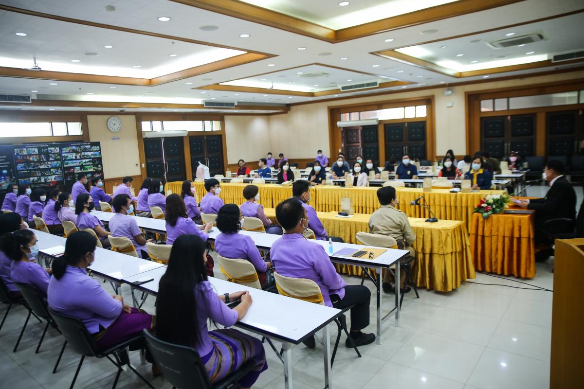 นายณัฐวุฒิ ทวีเกื้อกูลกิจ นายกองค์การบริหารส่วนจังหวัดตาก ร่วมต้อนรับและแสดงความยินดี กับนางสาวเปรมกมล ธีโรภาส รองปลัดองค์การบริหารส่วนจังหวัดเชียงใหม่