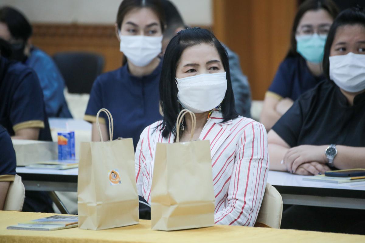 นายณัฐวุฒิ ทวีเกื้อกูลกิจ นายกองค์การบริหารส่วนจังหวัดตาก ร่วมต้อนรับและแสดงความยินดี กับนางสาวเปรมกมล ธีโรภาส รองปลัดองค์การบริหารส่วนจังหวัดเชียงใหม่