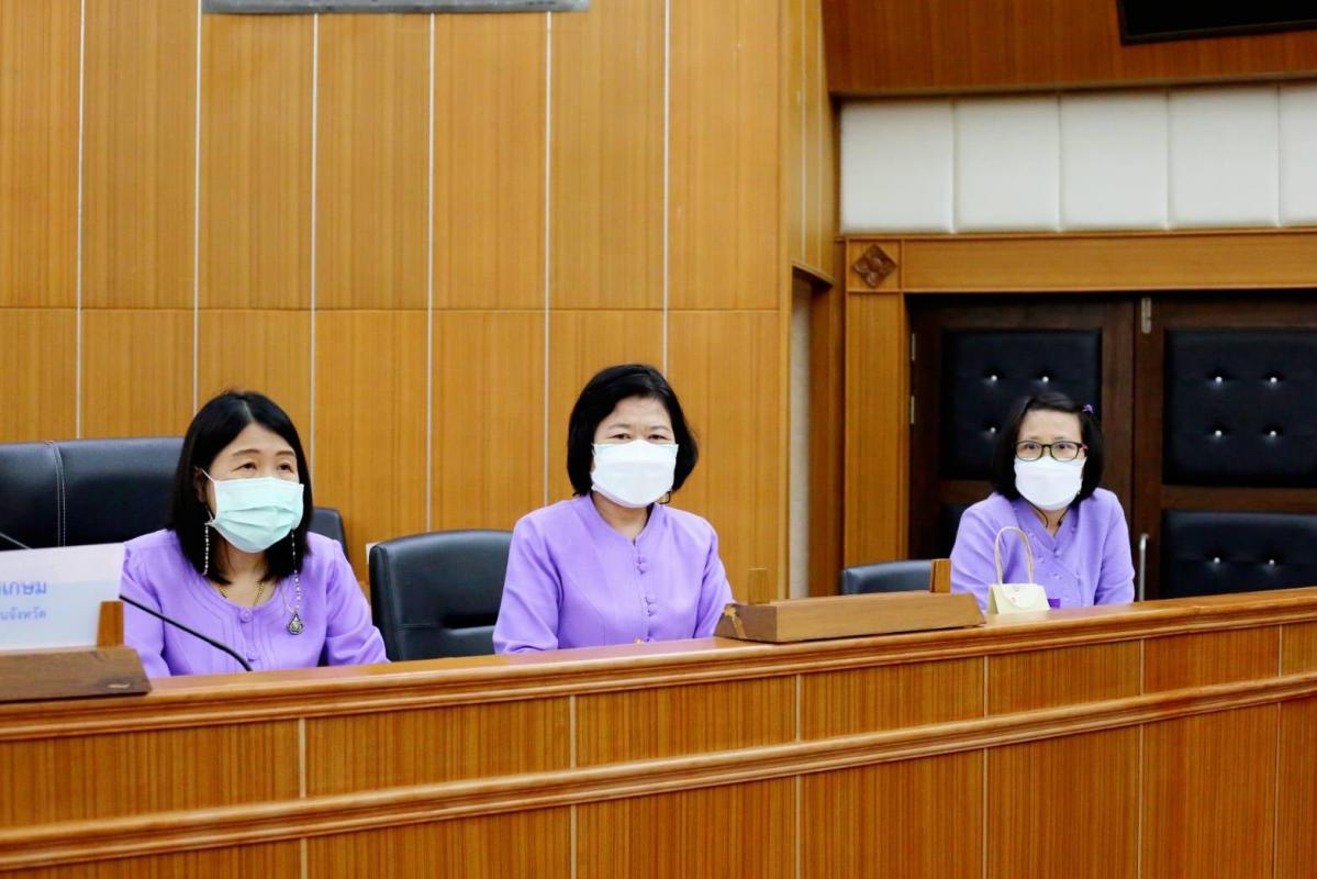 องค์การบริหารส่วนจังหวัดตาก ให้การต้อนรับคุณจณิน วัฒนปฤดา ประชาสัมพันธ์สมาคมธรณีวิทยาแห่งประเทศไทย พร้อมด้วยคณะ ในการหารือแนวทางการจัดทำสื่อประชาสัมพันธ์ นำเสนอข้อมูลอุทยานธรณีไม้กลายเป็นหินตาก